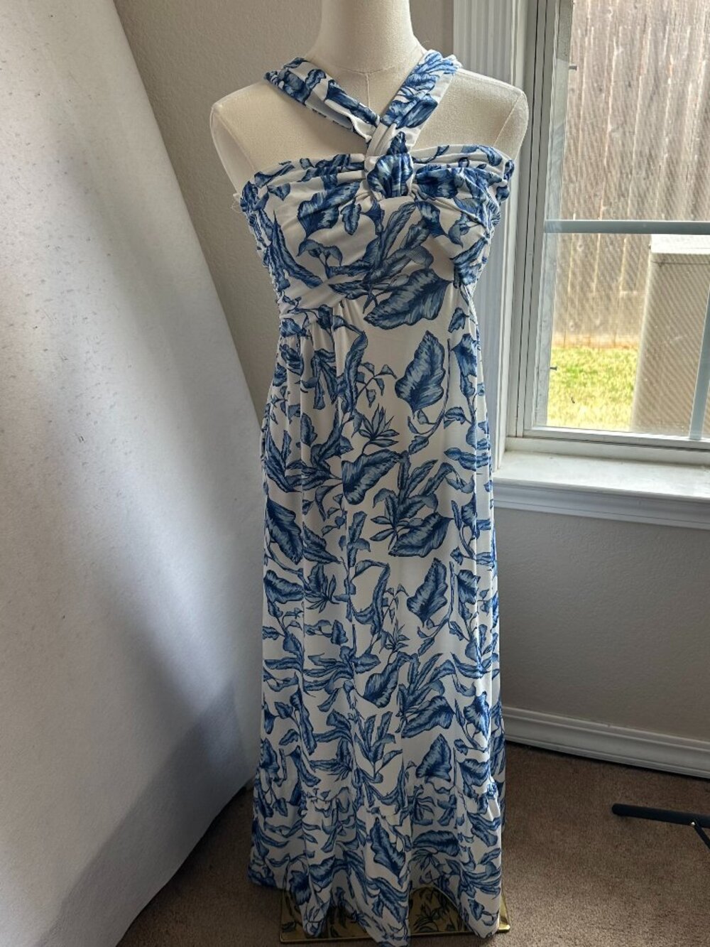 Grace Karin Blue White Tropical Leaf Halter Maxi Dress Small babydoll NEW